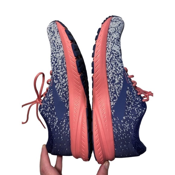 Brooks women sneaker Launch 6 EUC size US 10 / EUR 42 - Picture 7 of 15